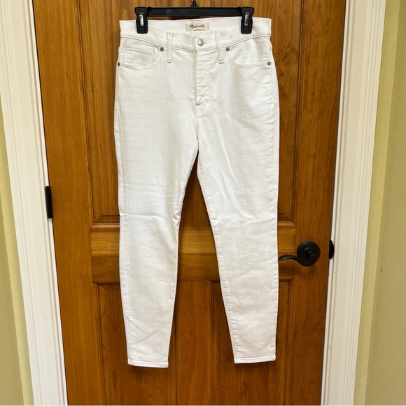 Madewell Denim - NWOT White Madewell Jeans, 9" High-Rise Skinny, Size 29